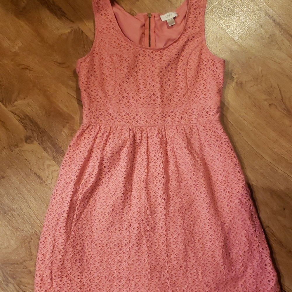 Loft Size 8 Coral Dress sheath